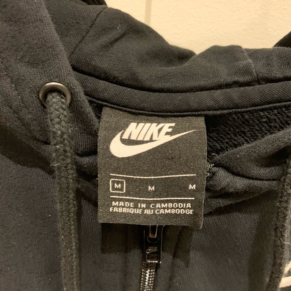 Nike zip up hoodie - Picture 4 of 4